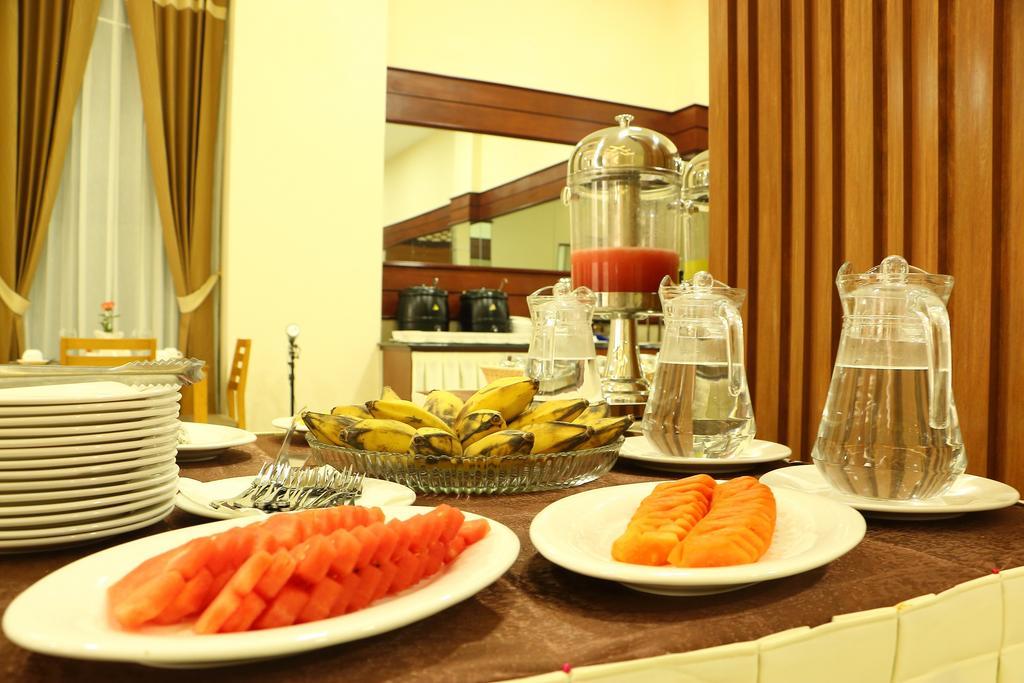 Victoria Palace Hotel Mandalaj Kültér fotó